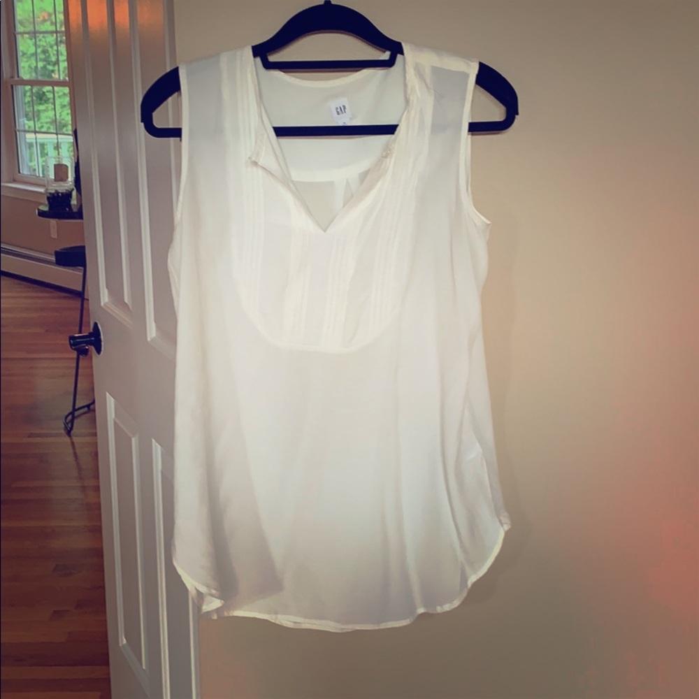 Gap white tunic top
